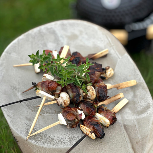 Gegrillte Weinbergschnecke am Spieß | Dattel | Speck - REZEPT